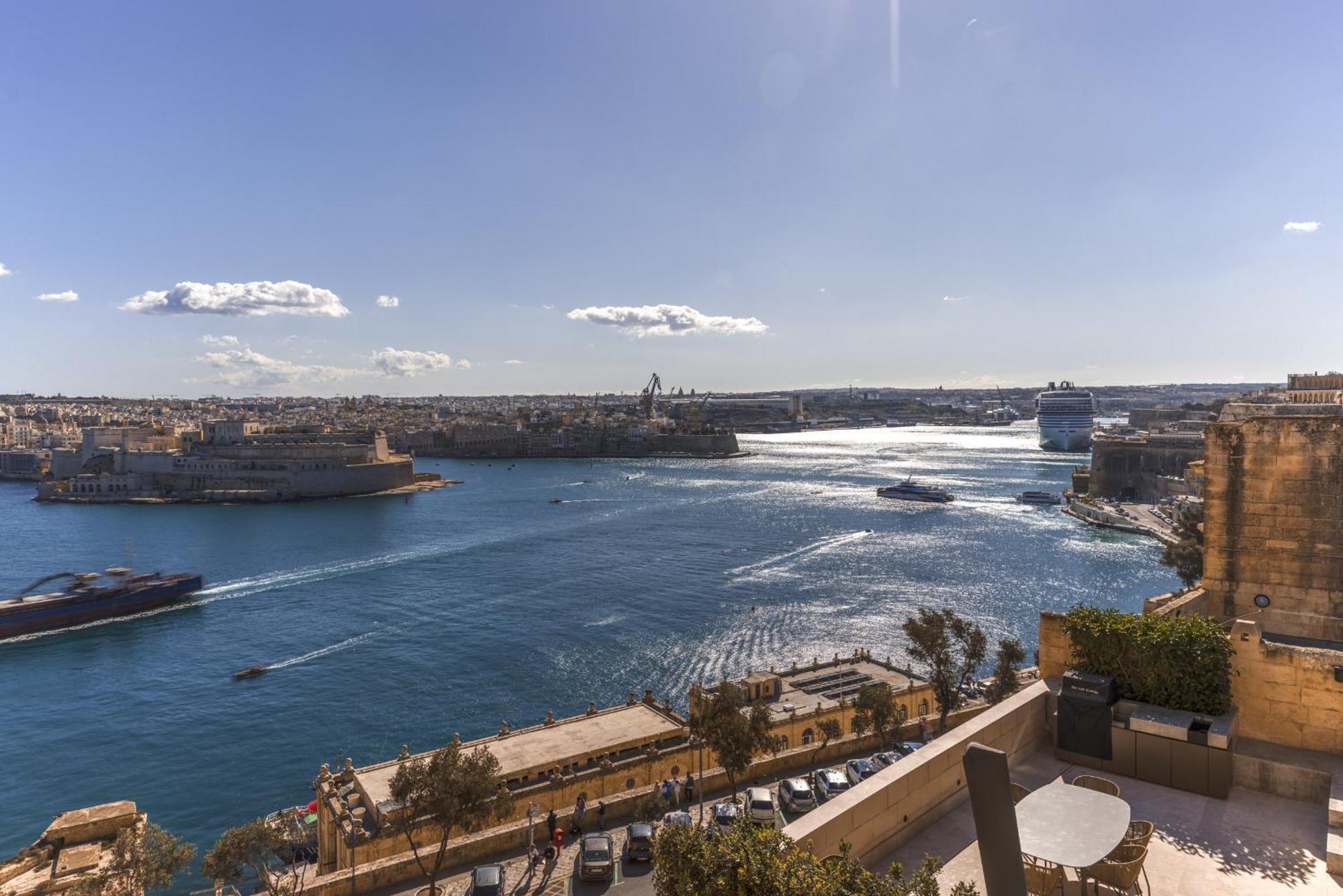 Harbour View - Large 2Br Apartment Валлетта Екстер'єр фото